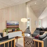 Awesome In With Sauna Casa vacanze *