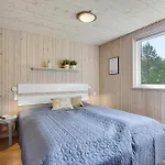 Casa vacanze Awesome In With Sauna *