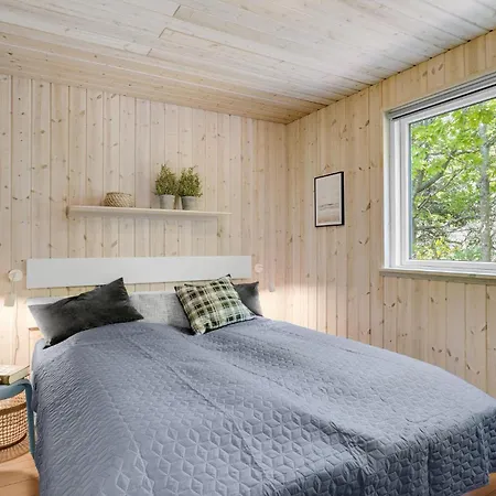 Feriehus Awesome In With Sauna *