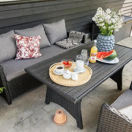 Feriehus Awesome In With Sauna *