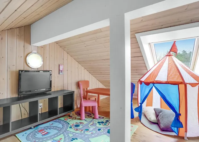 Holiday home Awesome In With Sauna *